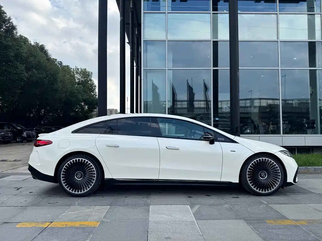 Mercedes-Benz Mercedes-Benz EQS AMG 2022 AMG EQS 53 4MATIC+ 2026 - thumbnail 5
