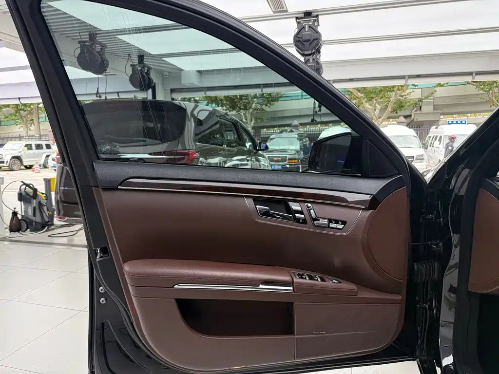 Mercedes-Benz Mercedes-Benz S-Class 2010 S 350 L Luxury 2011 - thumbnail 15