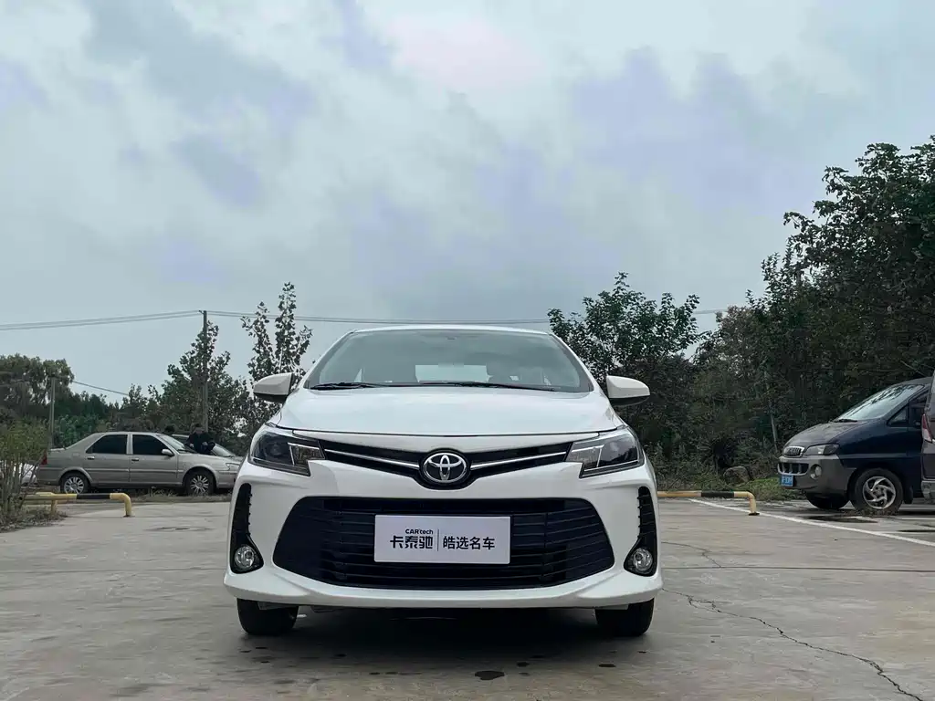 Toyota Vios 2022 1.5L 20th Anniversary Edition 2023 - thumbnail 2