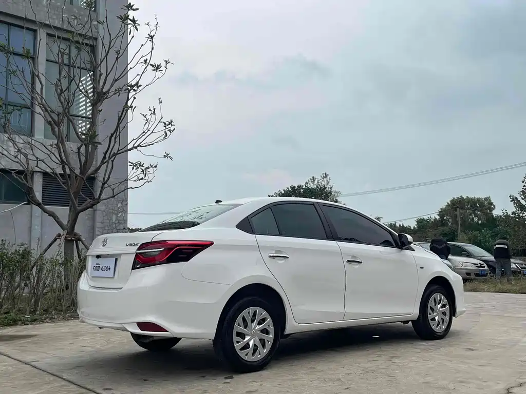 Toyota Vios 2022 1.5L 20th Anniversary Edition 2023 - thumbnail 6