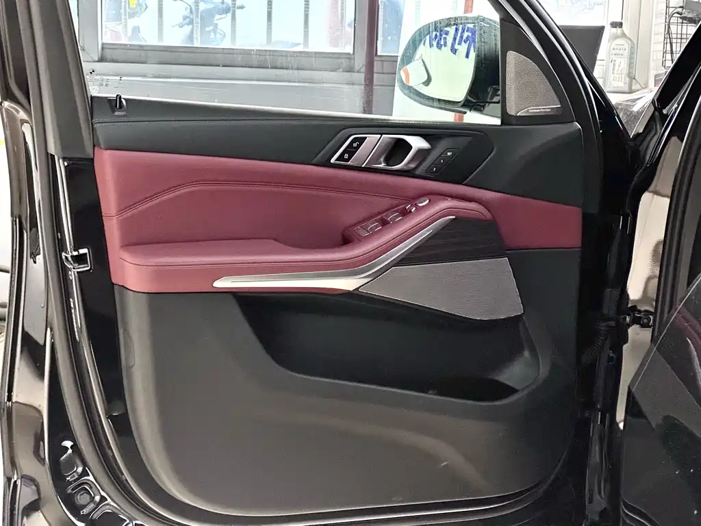 BMW BMW X5 xDrive 40Li M Sport Package 2022 Model Year 2023 - thumbnail 15