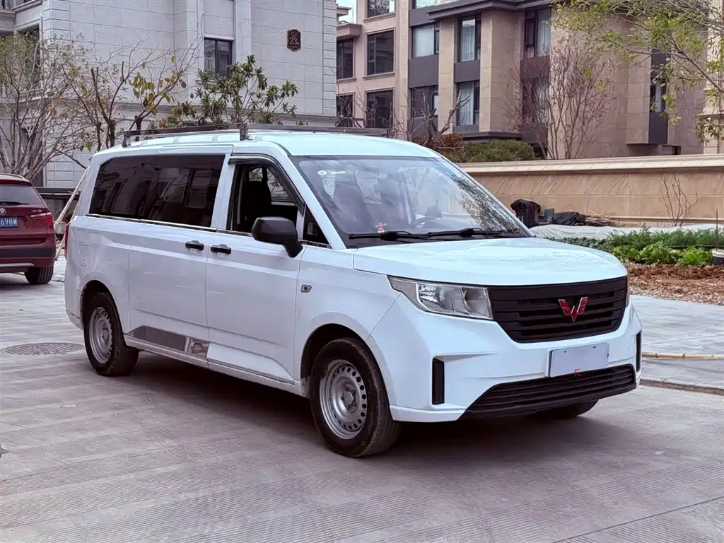 Wuling Motors Wuling Zhengcheng 2021 1.5T Manual Comfort Edition 2023 - thumbnail 3