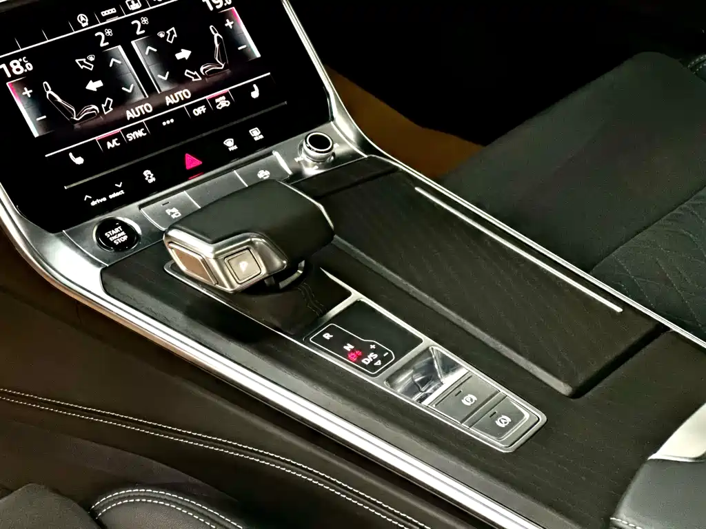 Audi Audi A6L 2024 55 TFSI quattro Premium Dynamic Edition 2024 - thumbnail 21