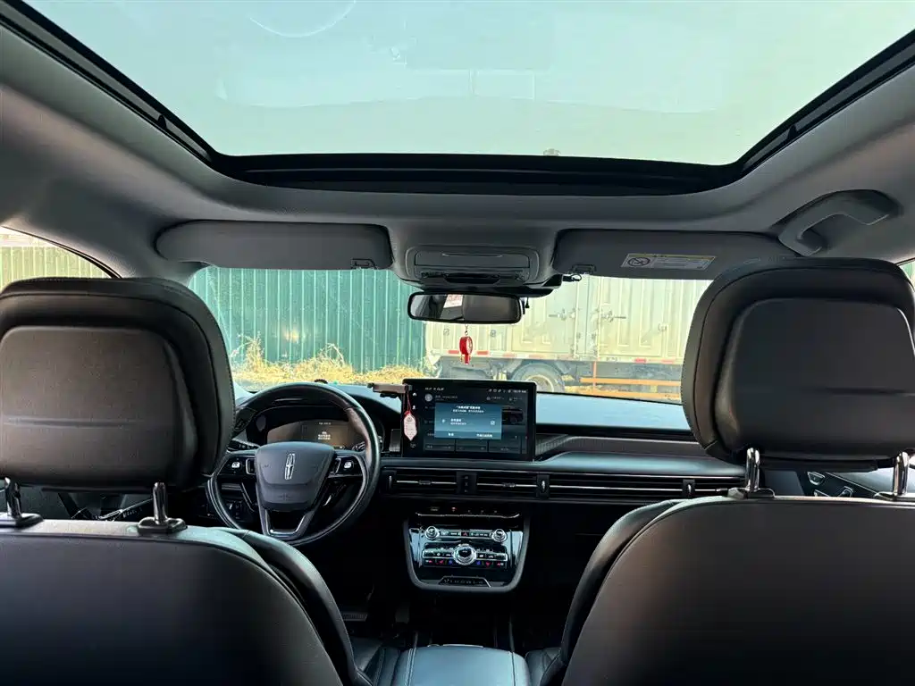 Lincoln Lynx 2021 2.0T Two-Wheel Drive Premium Elegant Edition 2021 - thumbnail 11