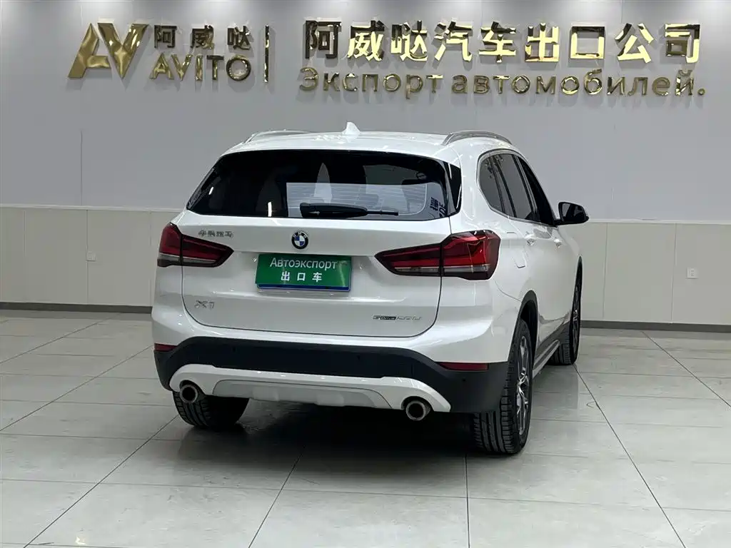 BMW BMW X1 2022 sDrive20Li Premium Model 2022 - thumbnail 4