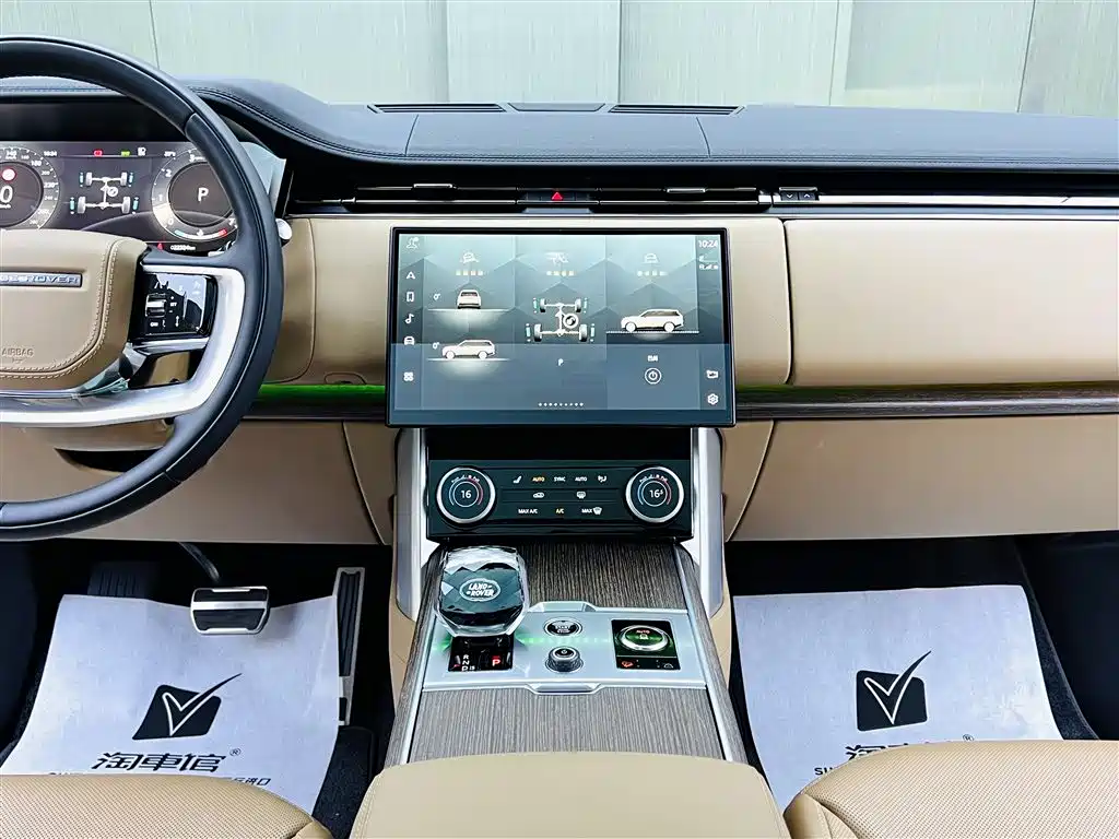 Land Rover Range Rover 2023 3.0 L6 360PS Vogue Edition 2023 - thumbnail 12