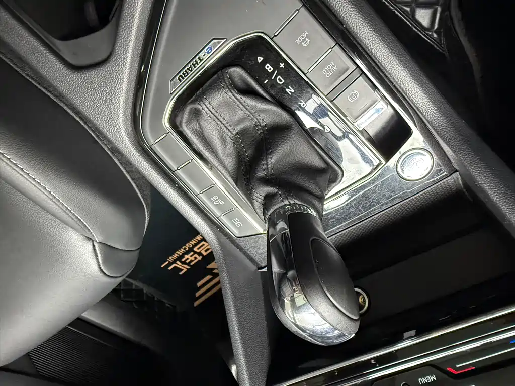 Volkswagen Tharu NE 2021 Panoramic Premium Edition 2021 - thumbnail 9