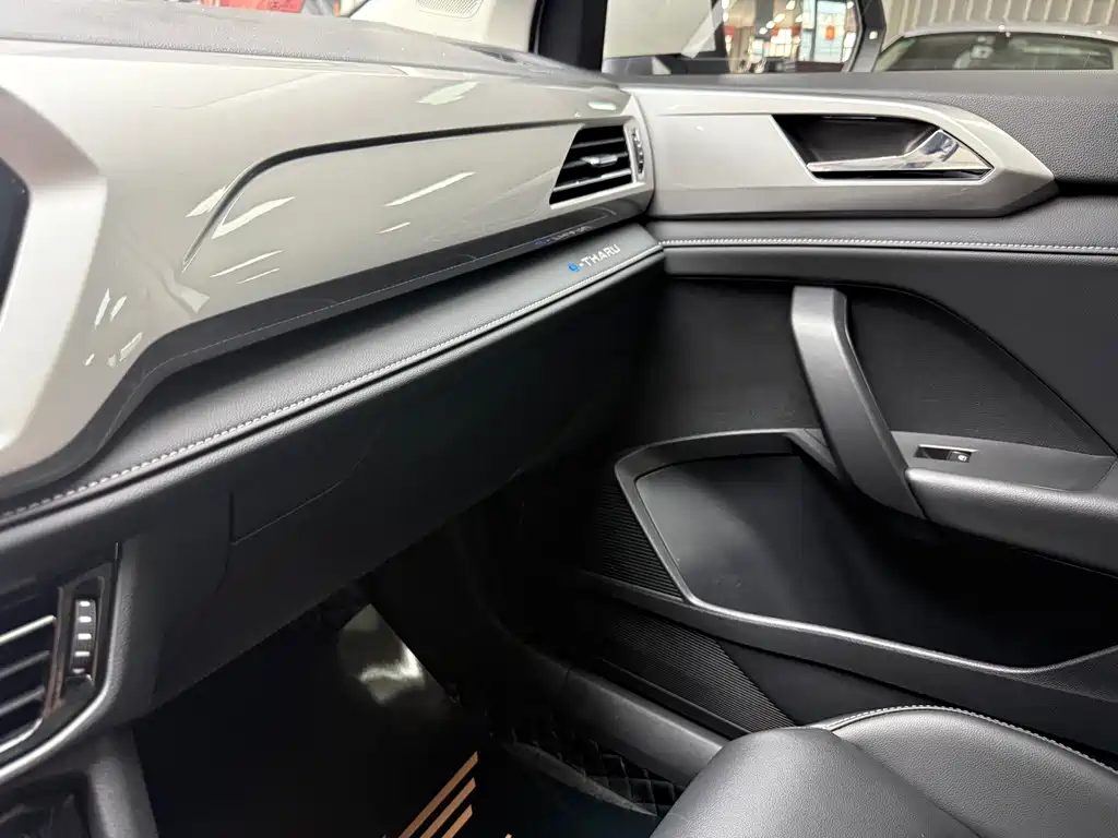 Volkswagen Tharu NE 2021 Panoramic Premium Edition 2021 - thumbnail 12