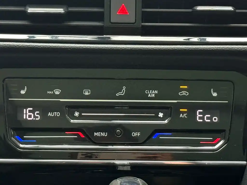 Volkswagen Tharu NE 2021 Panoramic Premium Edition 2021 - thumbnail 19