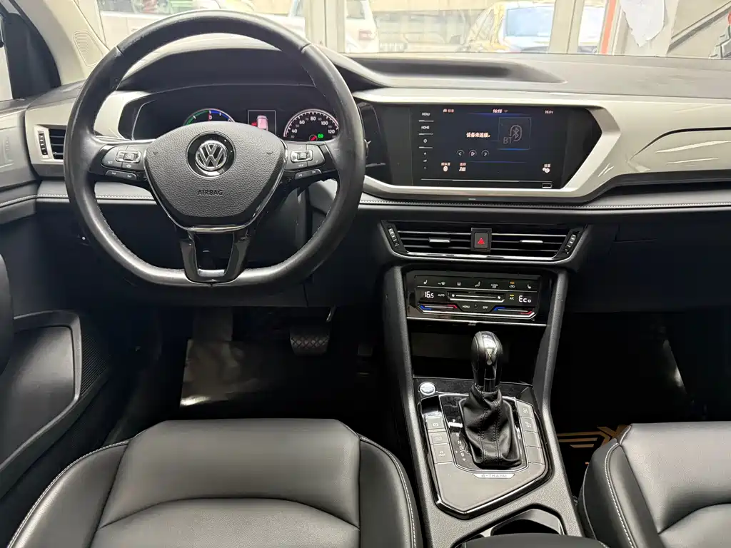 Volkswagen Tharu NE 2021 Panoramic Premium Edition 2021 - thumbnail 23