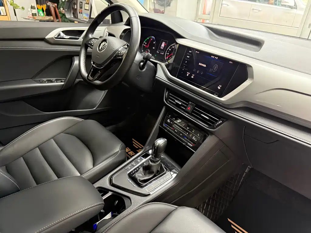 Volkswagen Tharu NE 2021 Panoramic Premium Edition 2021 - thumbnail 27
