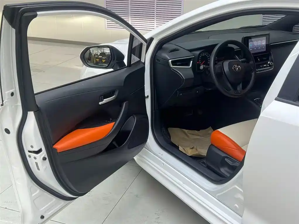 Toyota Toyota Corolla 2021 TNGA 1.5L CVT Advanced Edition 2021 - thumbnail 6