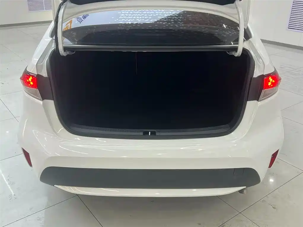 Toyota Toyota Corolla 2021 TNGA 1.5L CVT Advanced Edition 2021 - thumbnail 12
