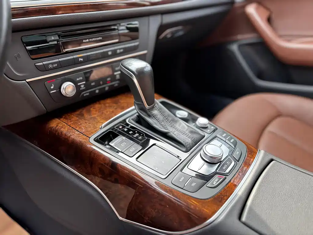 Audi Audi A6L 2016 30 FSI Comfort Line 2016 - thumbnail 11