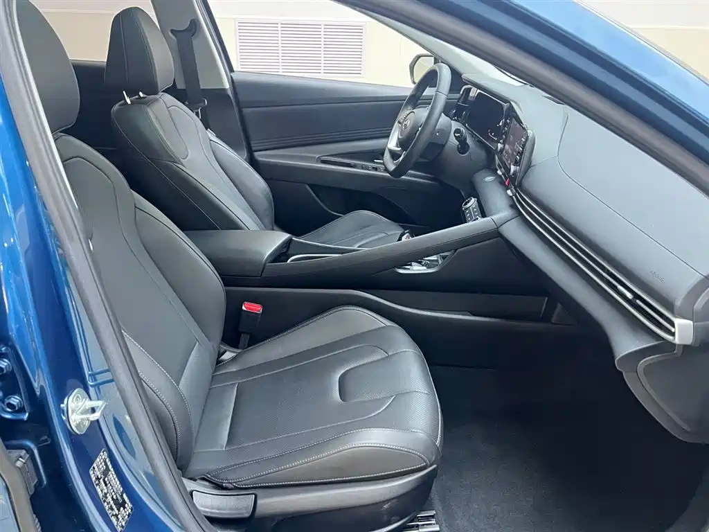 Hyundai Hyundai Elantra 2021 1.5L CVT GLX Elite Edition 2022 - thumbnail 15