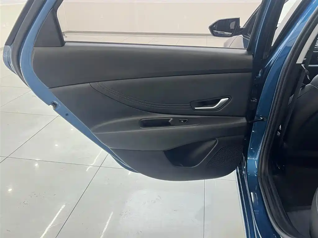 Hyundai Hyundai Elantra 2021 1.5L CVT GLX Elite Edition 2022 - thumbnail 16