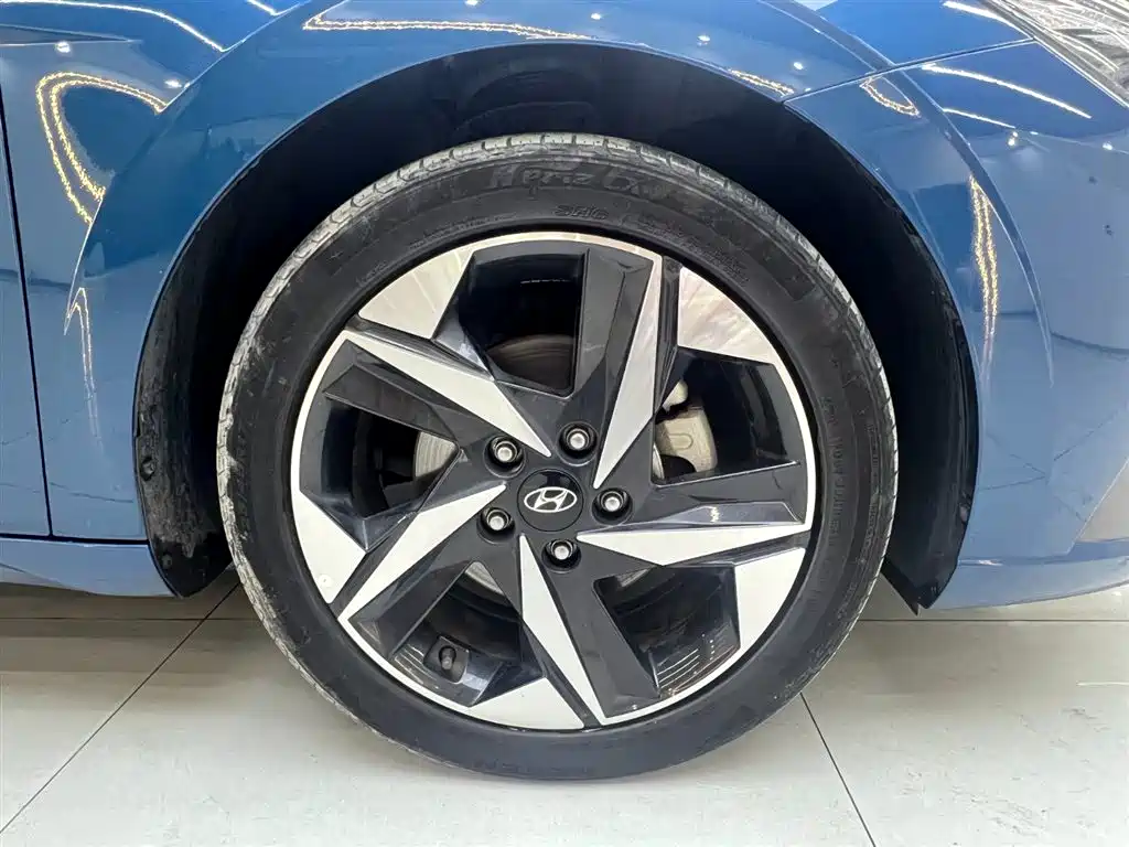 Hyundai Hyundai Elantra 2021 1.5L CVT GLX Elite Edition 2022 - thumbnail 20