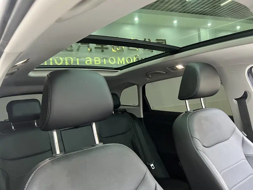 Jetta Jetta VS7 2022 Black Edition 1.4T Automatic Comfort Pro 2022 - thumbnail 16