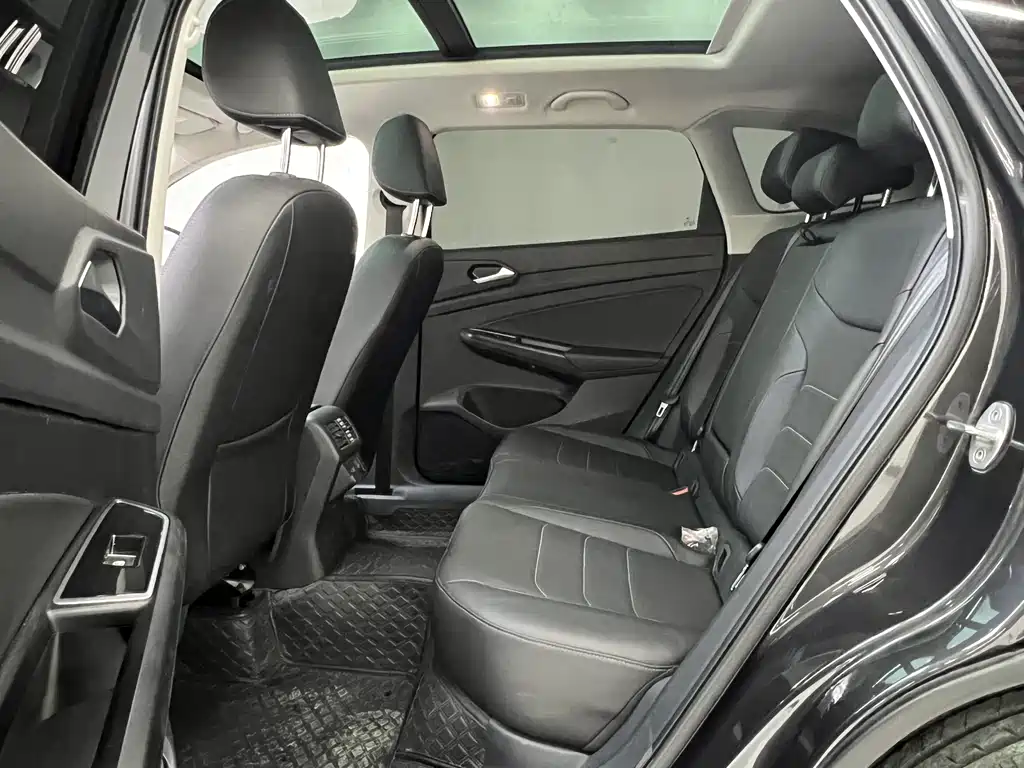 Jetta Jetta VS7 2022 Black Edition 1.4T Automatic Comfort Pro 2022 - thumbnail 19