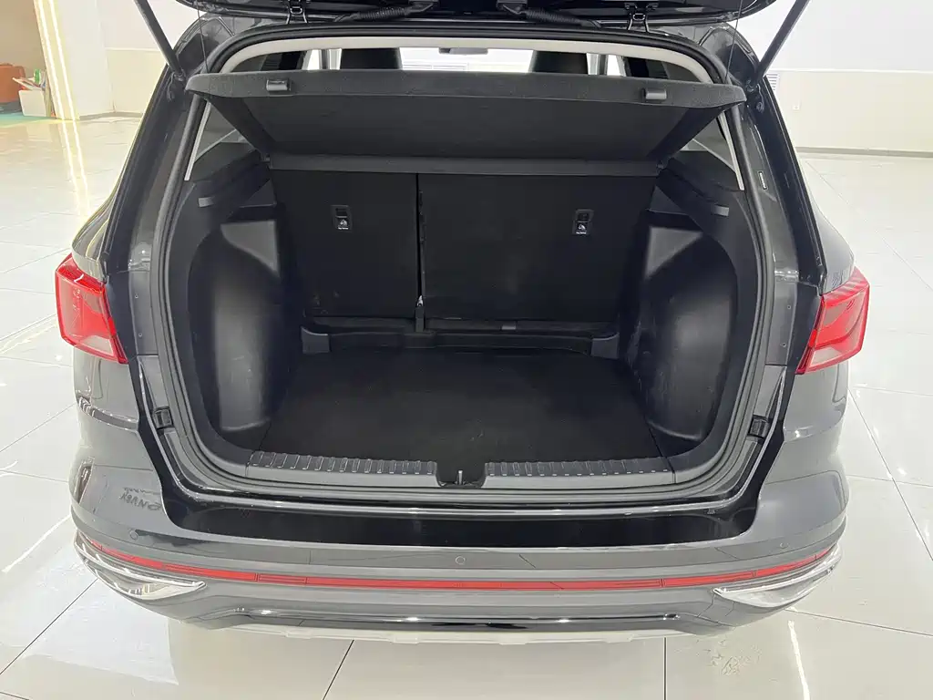 Jetta Jetta VS7 2022 Black Edition 1.4T Automatic Comfort Pro 2022 - thumbnail 20