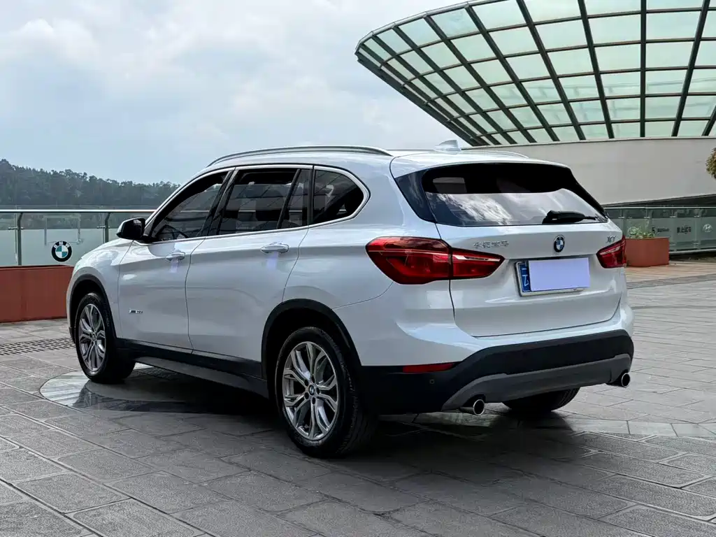 BMW BMW X1 2018 sDrive20Li Leading Edition 2018 - thumbnail 8