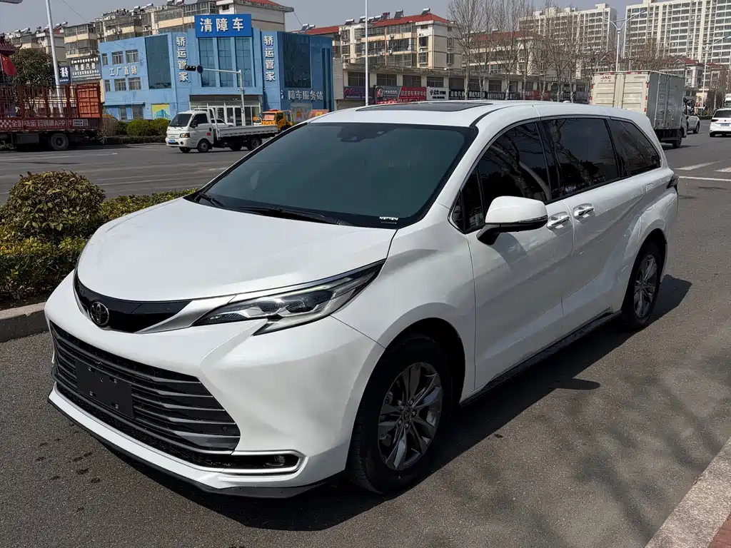 Toyota Toyota Sienna 2026 2.5L Hybrid AWD Premium Edition 2026 - thumbnail 2