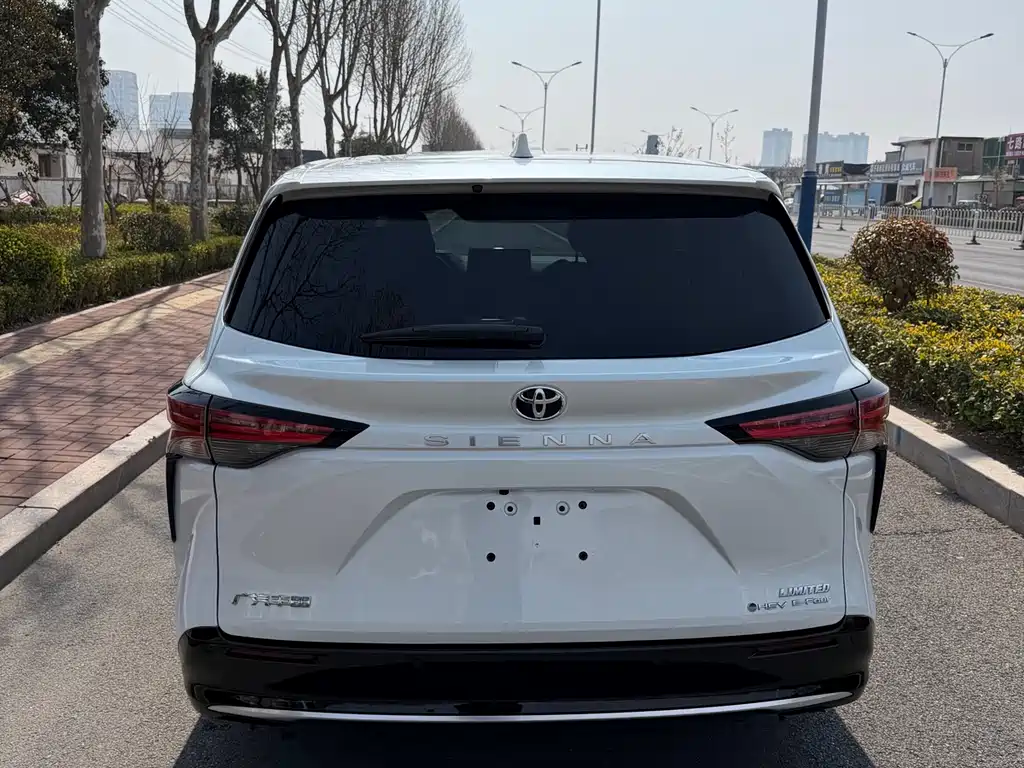 Toyota Toyota Sienna 2026 2.5L Hybrid AWD Premium Edition 2026 - thumbnail 10