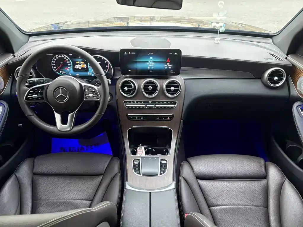 Mercedes-Benz Mercedes-Benz GLC 2021 GLC 300 L 4MATIC Sport Edition 2021 - thumbnail 6