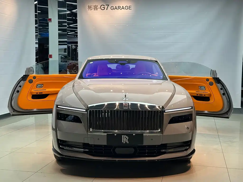 Rolls-Royce Spirit 2024 Standard Model 2026 - thumbnail 2