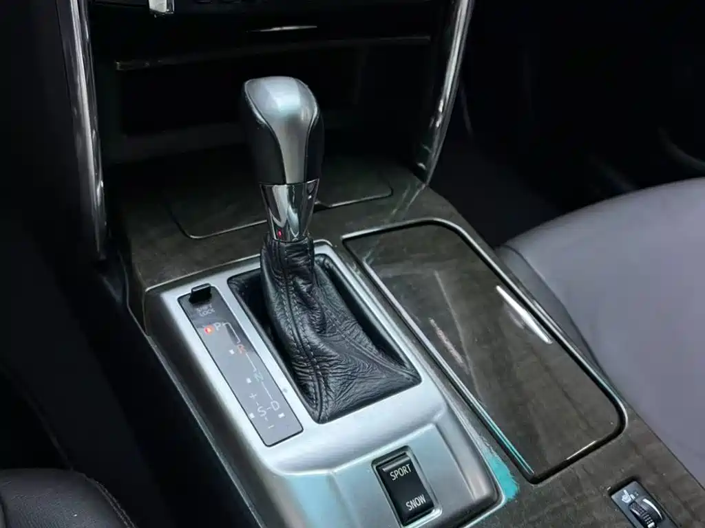 Toyota Toyota Reiz 2013 2.5V Elegant Edition 2015 - thumbnail 15