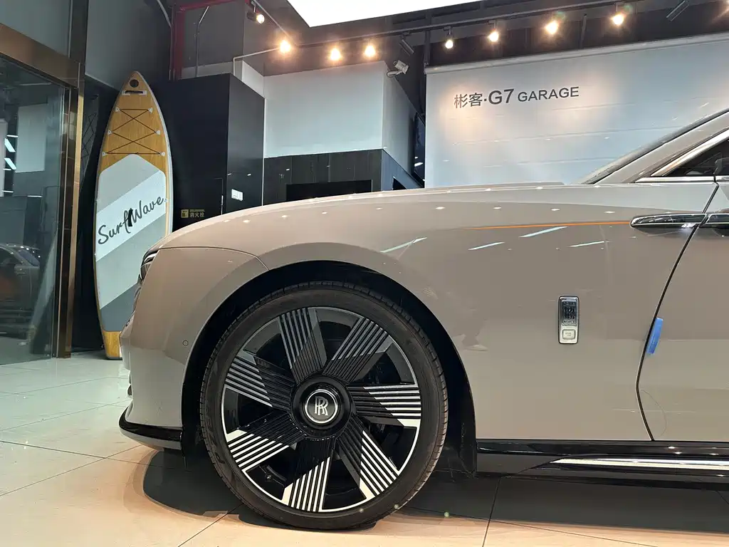 Rolls-Royce Spirit 2024 Standard Model 2026 - thumbnail 10
