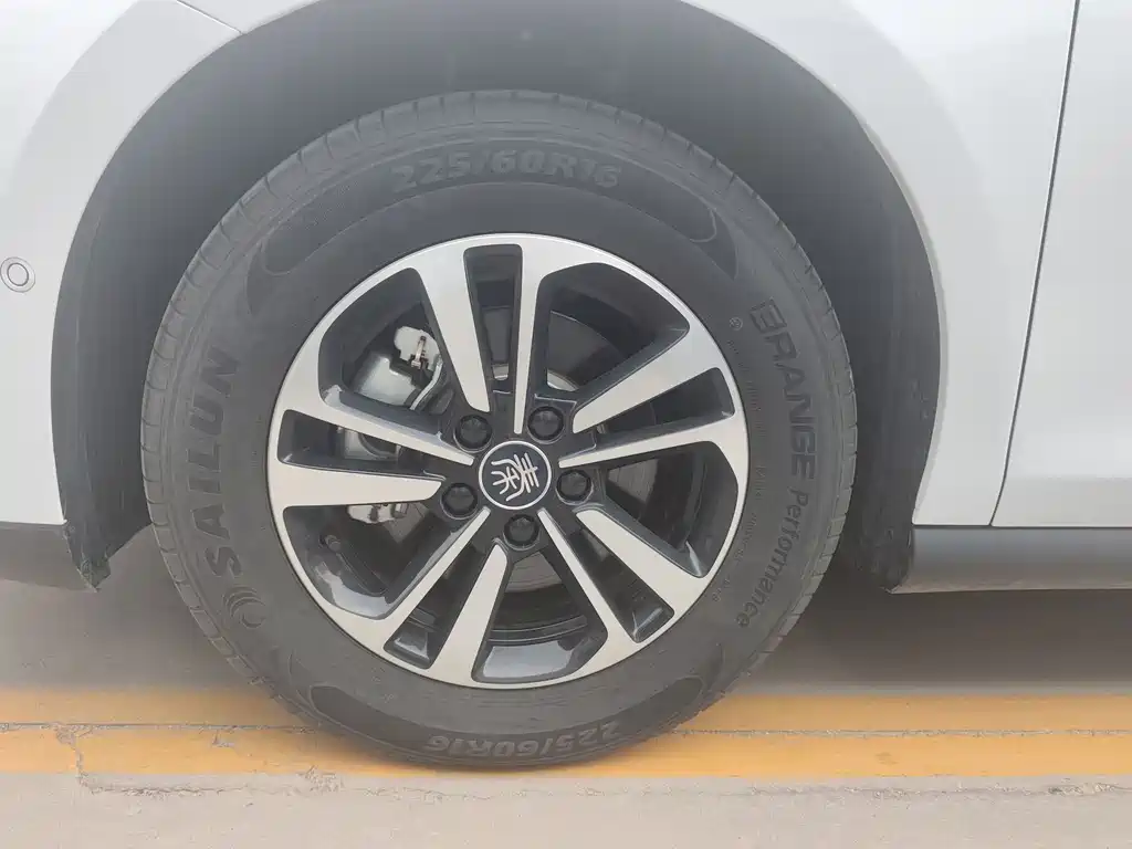 BYD BYD Qin PLUS 2025 DM-i Intelligent Driving Edition 120KM Extended Range Model 2025 - thumbnail 11
