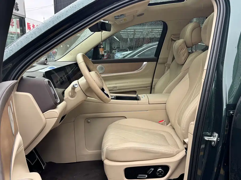 AITO M9 Aito M9 2024 Extended Range Ultra 52kWh 5-seat Version 2024 - thumbnail 8
