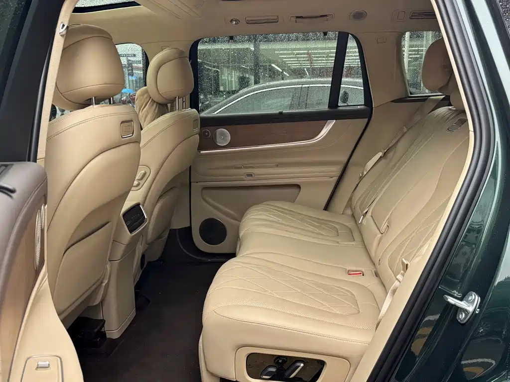 AITO M9 Aito M9 2024 Extended Range Ultra 52kWh 5-seat Version 2024 - thumbnail 9
