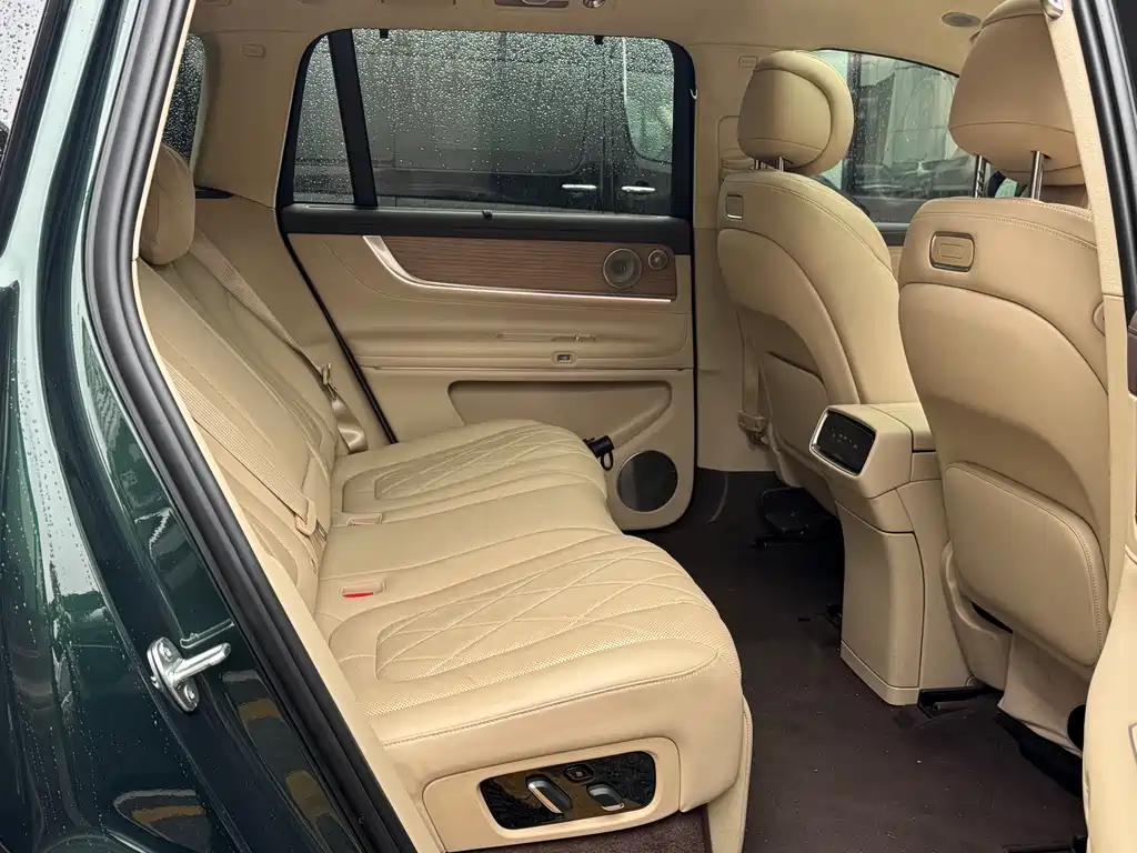 AITO M9 Aito M9 2024 Extended Range Ultra 52kWh 5-seat Version 2024 - thumbnail 14