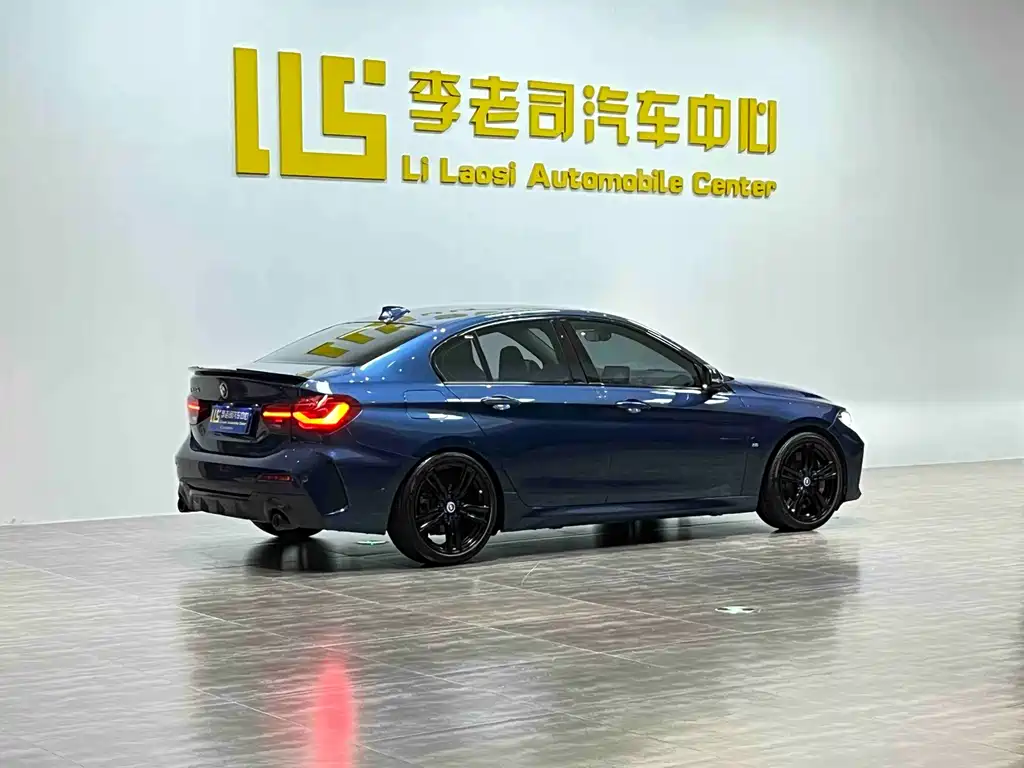 BMW BMW 1 Series 2023 125i M Sport Shadow Night Edition 2023 - thumbnail 4