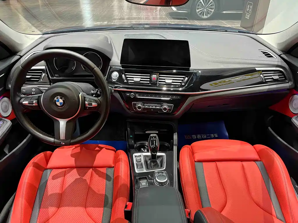 BMW BMW 1 Series 2023 125i M Sport Shadow Night Edition 2023 - thumbnail 6