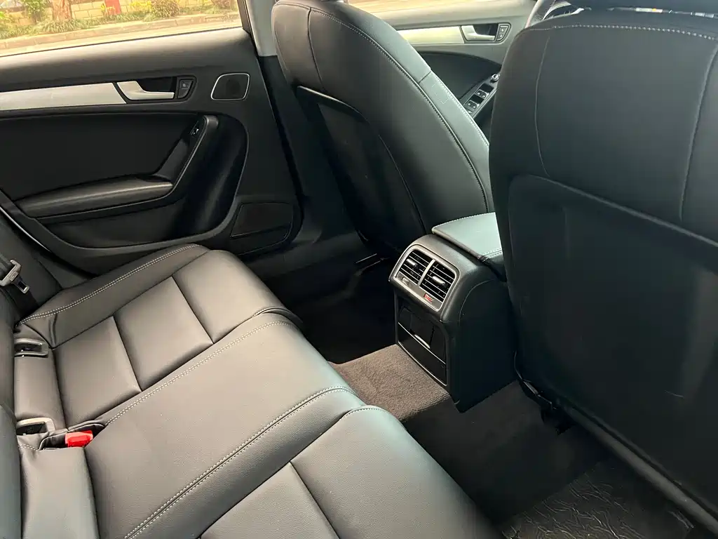 Audi Audi A4L 2015 30 TFSI Automatic Comfort Edition 2016 - thumbnail 12