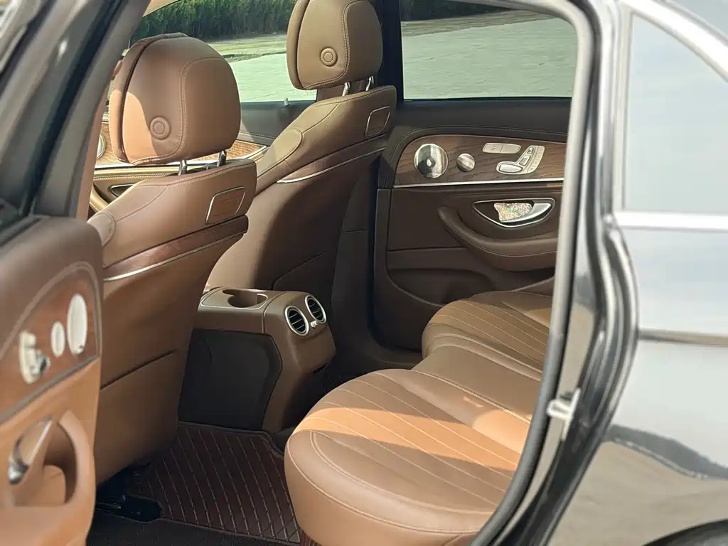 Mercedes-Benz Mercedes-Benz E-Class 2020 E 300 L Luxury Model 2020 - thumbnail 5