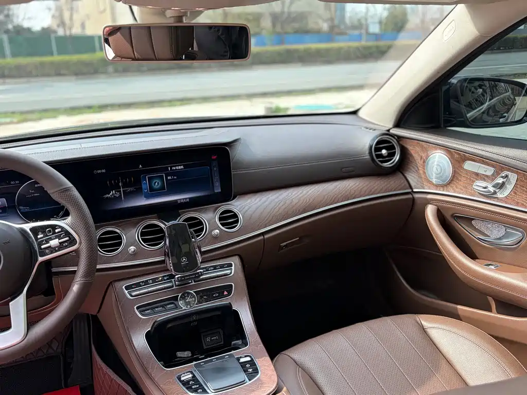 Mercedes-Benz Mercedes-Benz E-Class 2020 E 300 L Luxury Model 2020 - thumbnail 7
