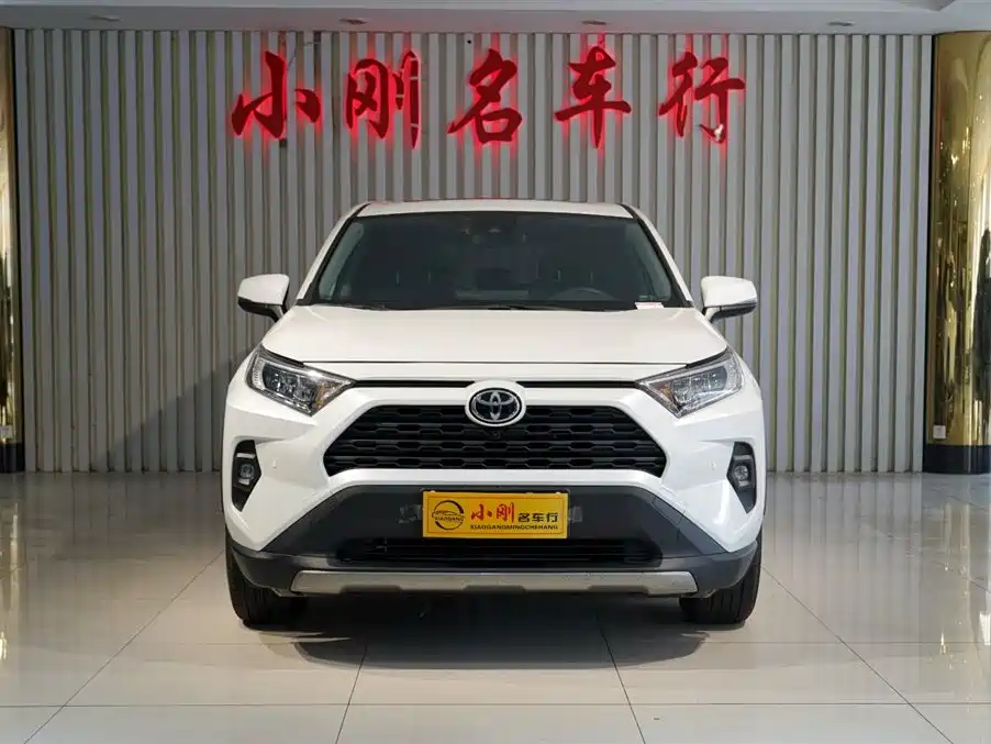 Toyota RAV4 2024 2.0L CVT 2WD Fashion Edition 2025 - thumbnail 3