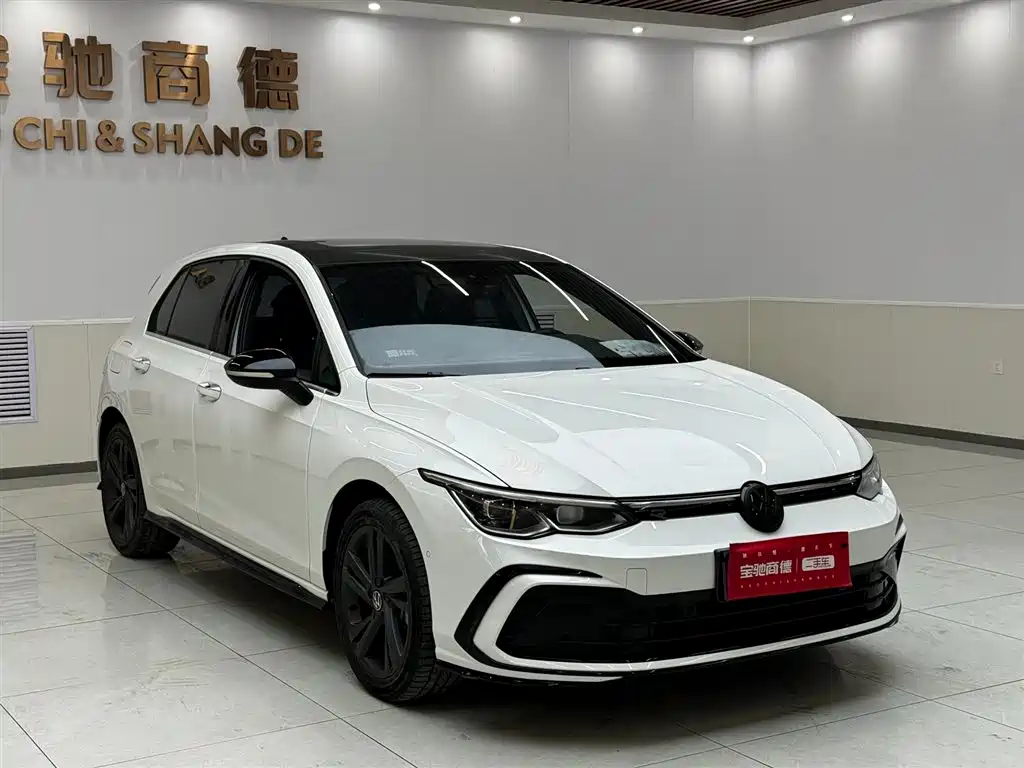 Volkswagen Volkswagen Golf 2021 280TSI DSG R-Line 2023 - thumbnail 2