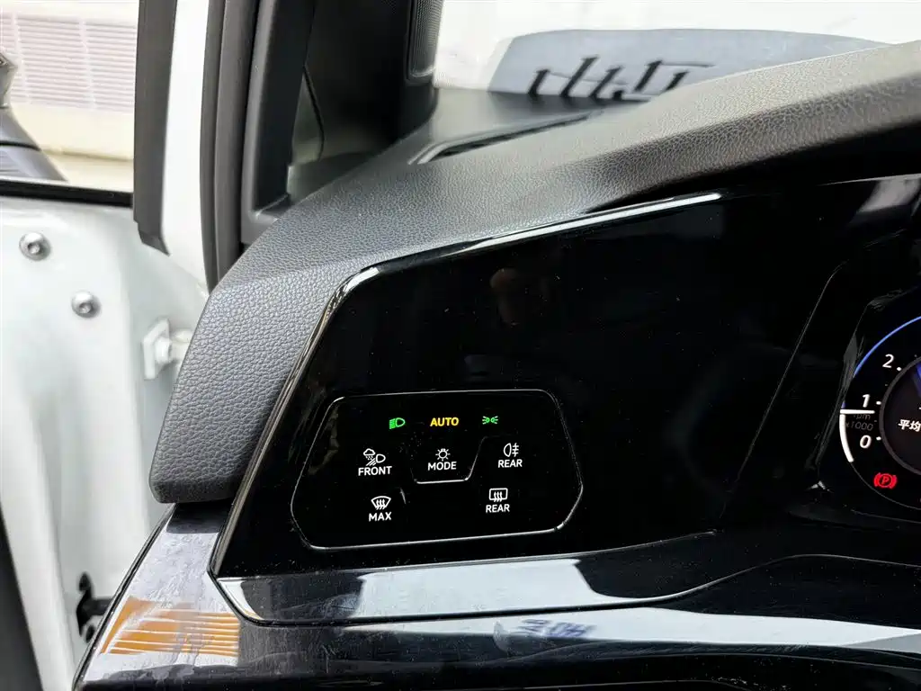 Volkswagen Volkswagen Golf 2021 280TSI DSG R-Line 2023 - thumbnail 13