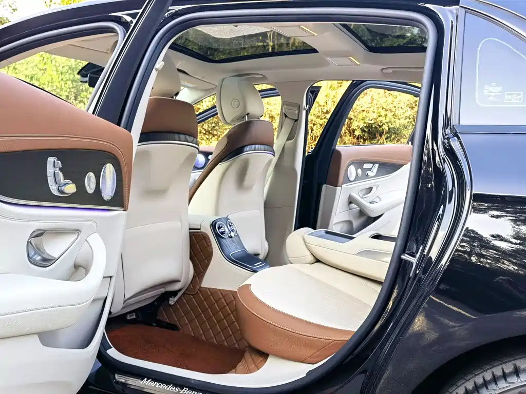 Mercedes-Benz Mercedes-Benz E-Class 2023 E 300 L Luxury Model 2022 - thumbnail 10