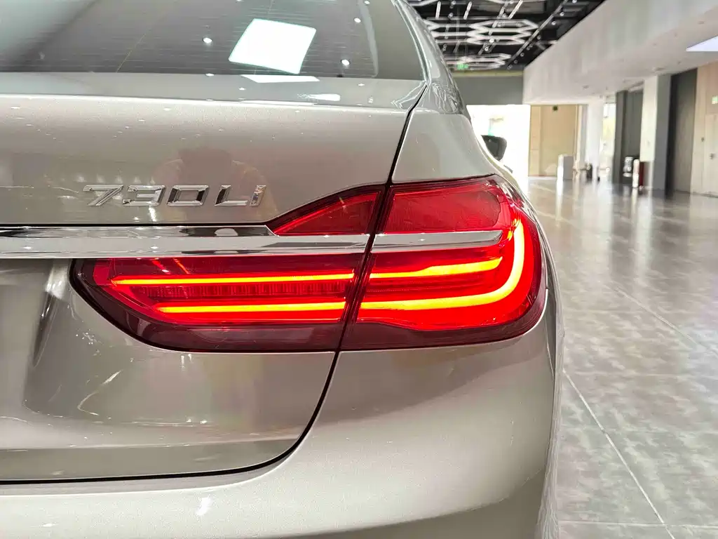 BMW BMW 7 Series 2016 730Li Leading Edition 2016 - thumbnail 26