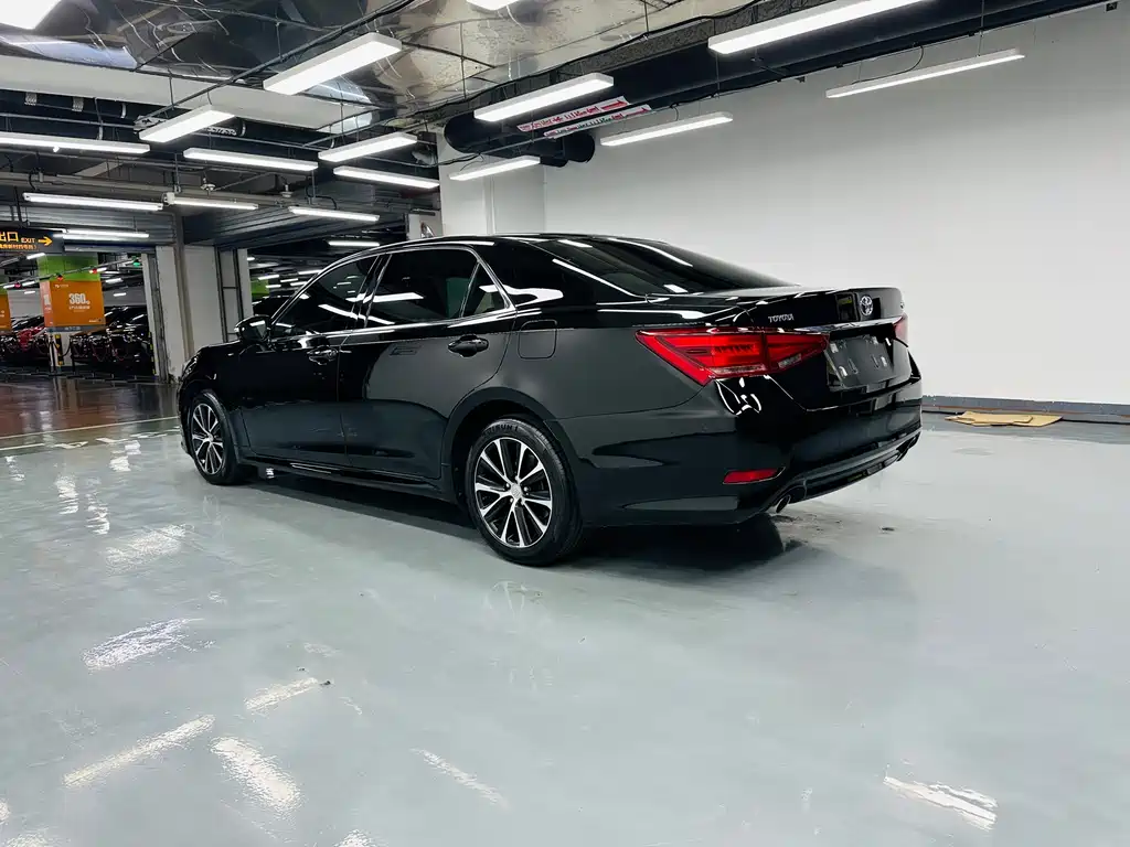 Toyota Crown 2018 2.0T Fashion Edition 2018 - thumbnail 16