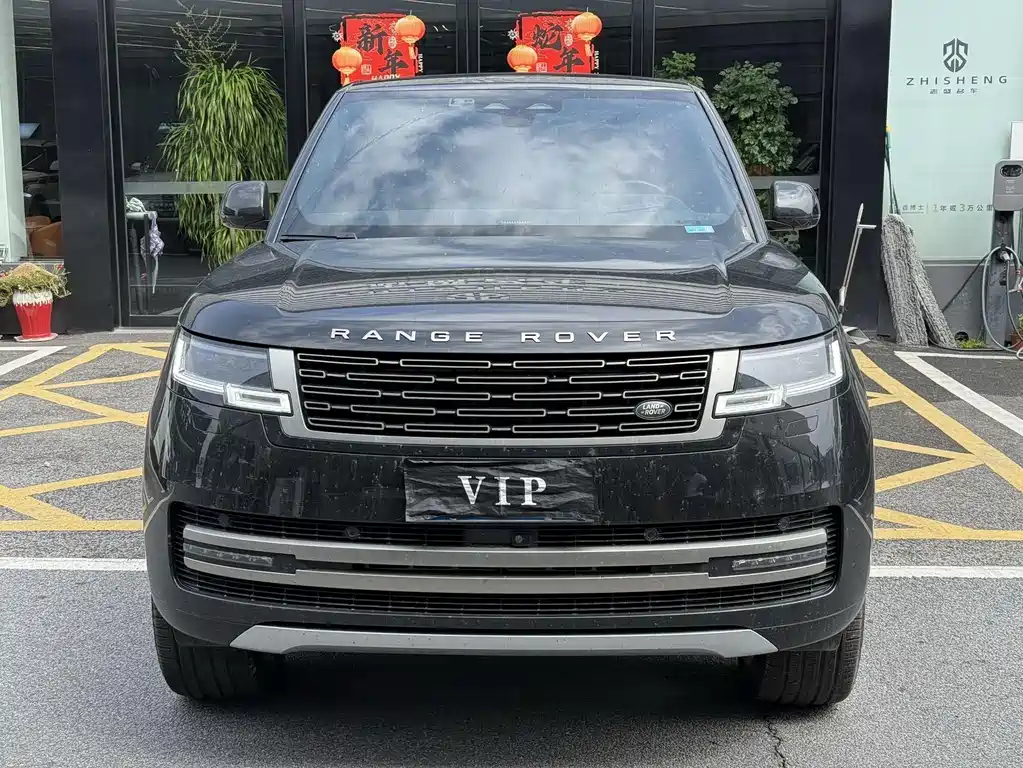 Land Rover Range Rover 2023 3.0 L6 400PS Vogue Long Wheelbase 2023 - thumbnail 2