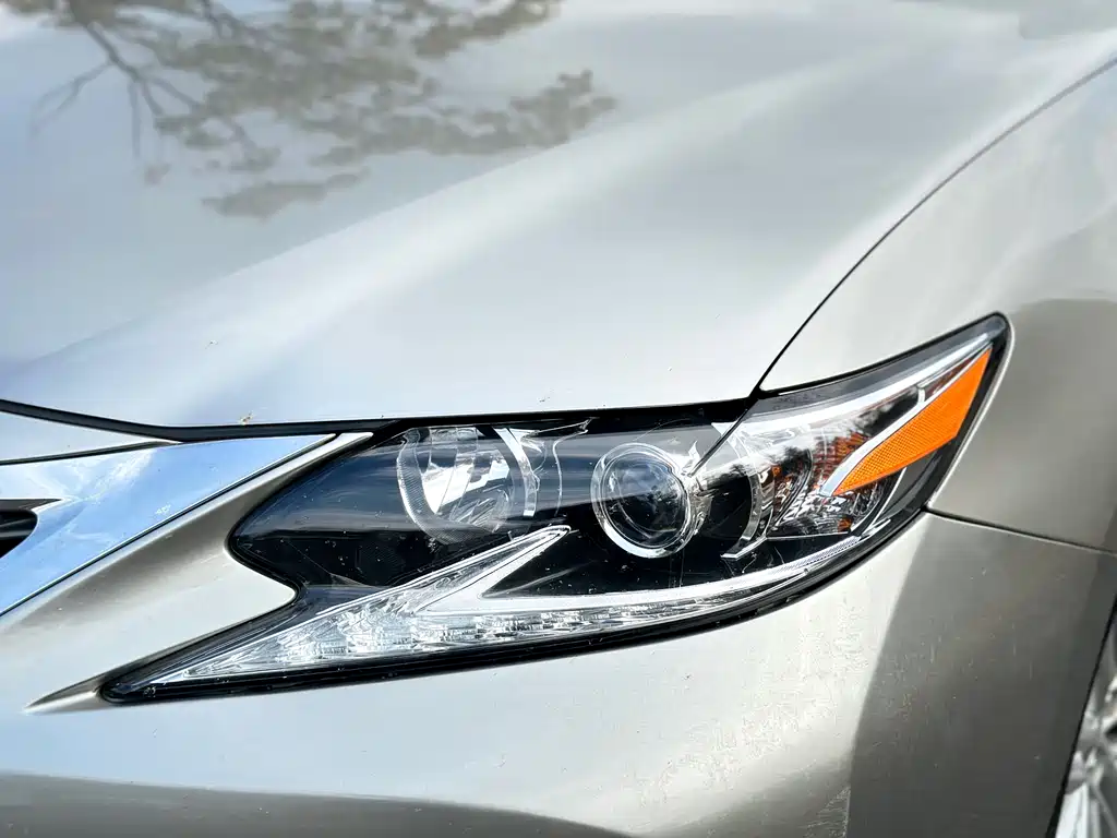 Lexus Lexus ES 2015 ES 200 Luxury Edition 2017 - thumbnail 4