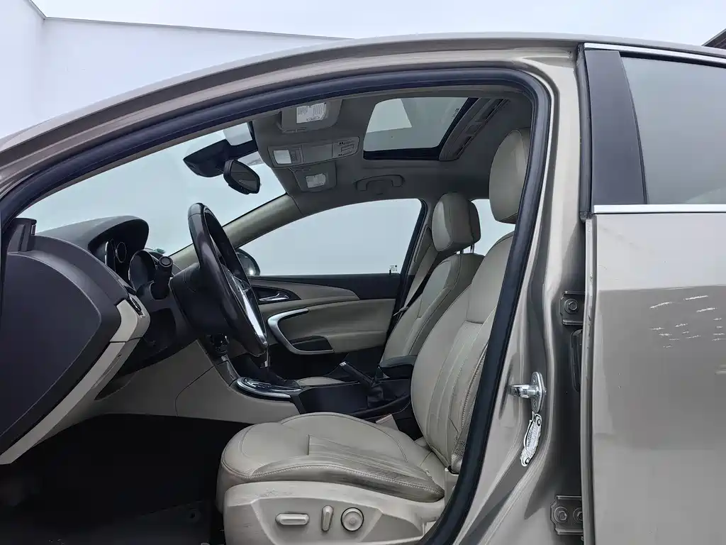 Buick Buick Regal 2011 2.0L Comfort Edition 2011 - thumbnail 4
