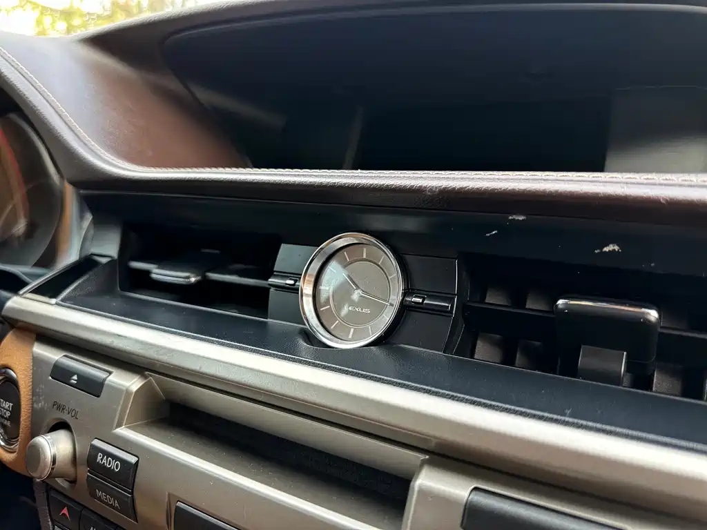 Lexus Lexus ES 2015 ES 200 Luxury Edition 2017 - thumbnail 19